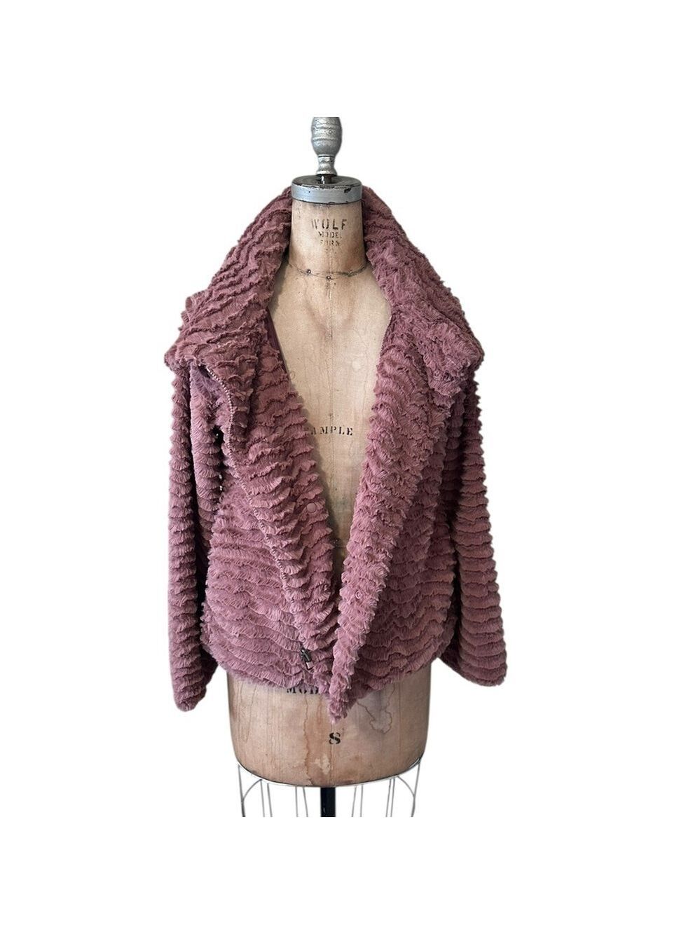Patagonia Women’s Pelage Faux Fur Pink Mauve Full Zip Asymmetrical Size S EUC - Picture 6 of 8